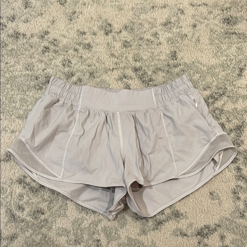 Lululemon Hotty Hot Low-Rise 2.5" Shorts